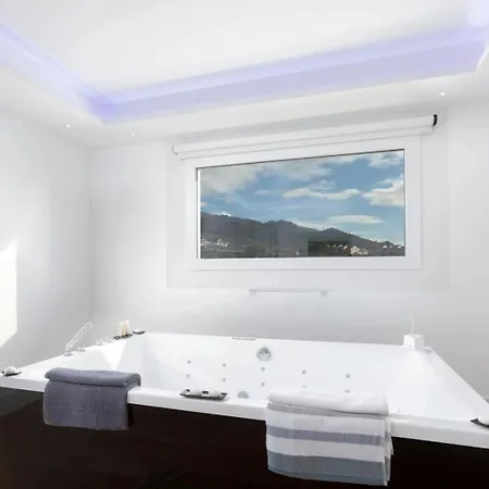 Luxury By Lodgerstrip Budget Holidays Villa Marbella
